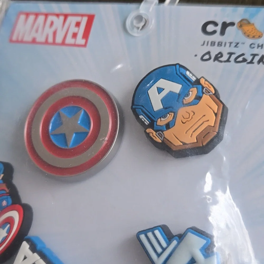 Crocs Charms - Picture 2 of 4